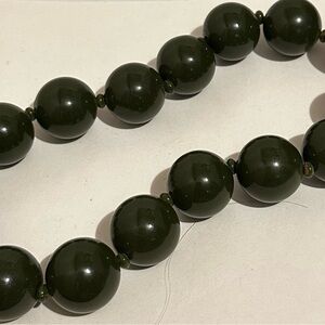 Chunky beaded necklace